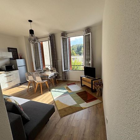 Appartement Le Madargue Idealement Place Châtel-Guyon Εξωτερικό φωτογραφία