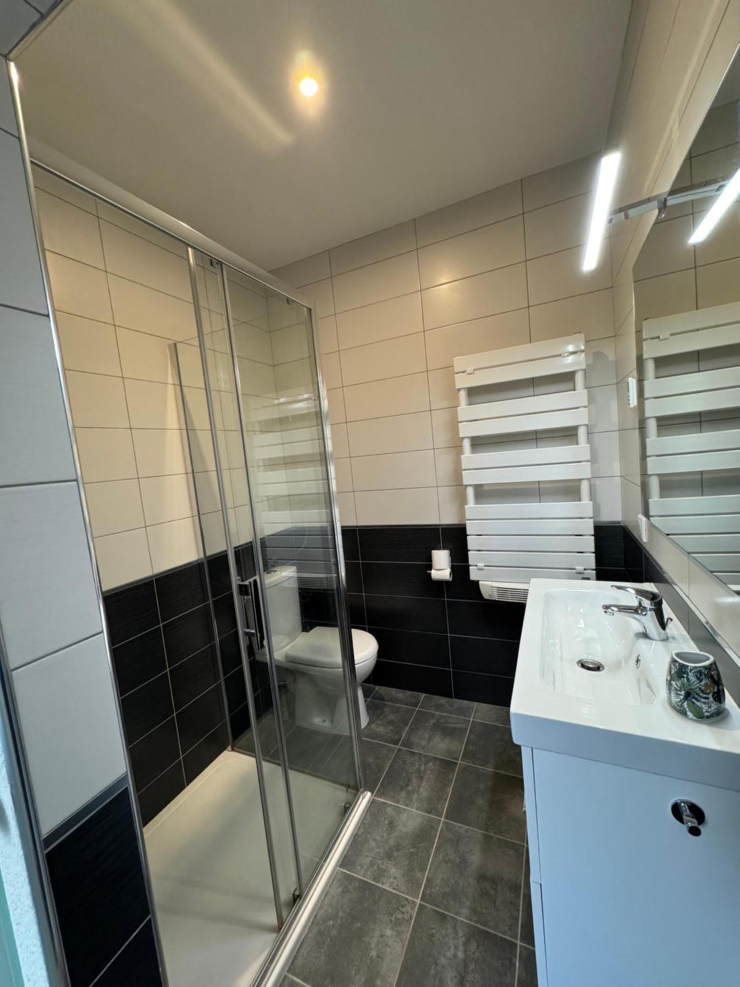 Appartement Le Madargue Idealement Place Châtel-Guyon Εξωτερικό φωτογραφία